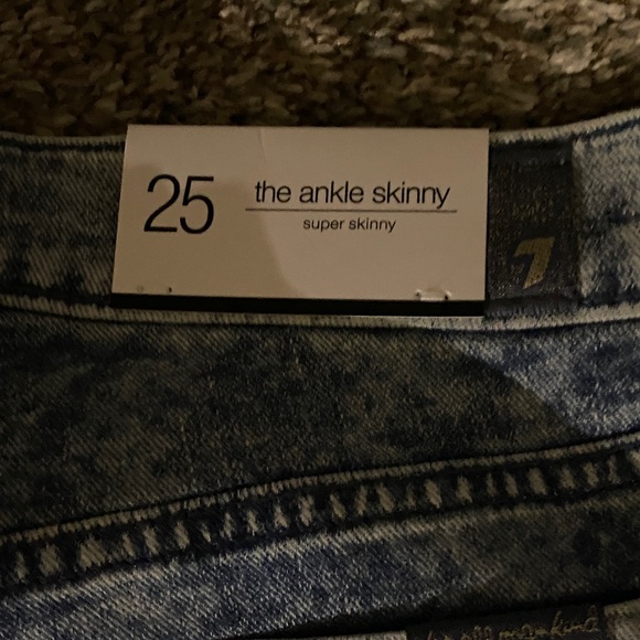 7 For All Mankind Indigo Denim - Picture 5 of 5
